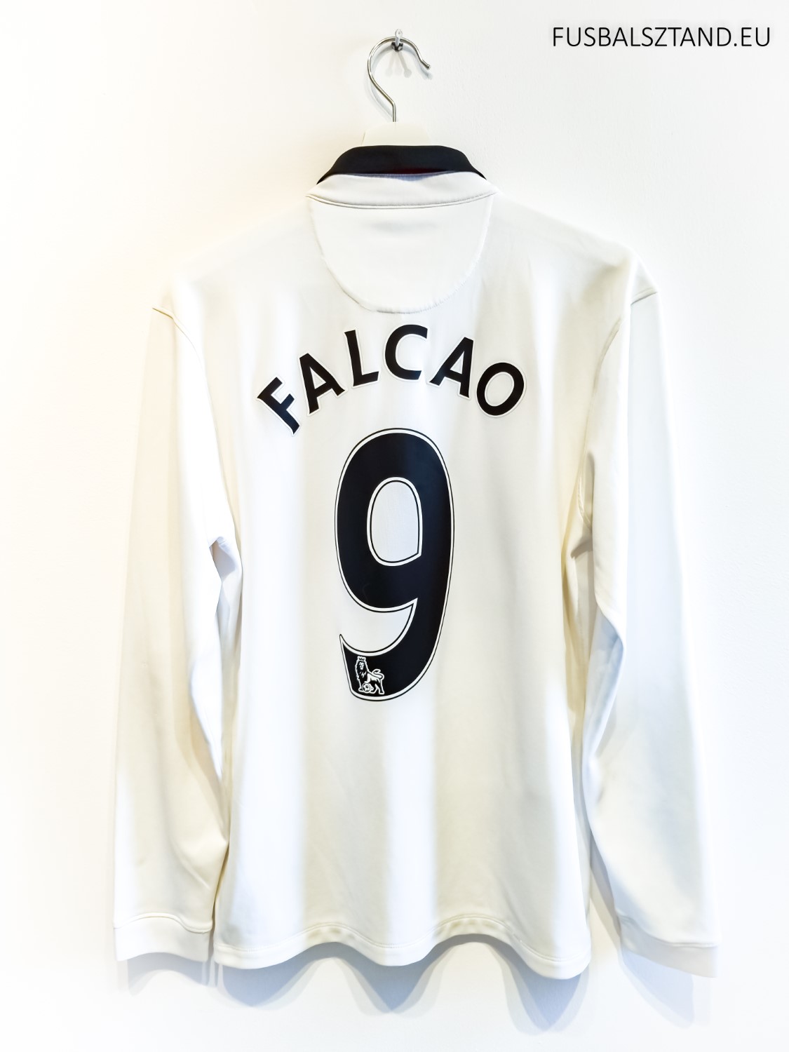 Manchester United 2014/15 Away M Falcao 611039-106